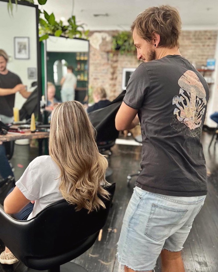 FB-Dan – 730px Dan hairdresser